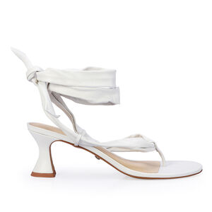 SAND&Aacute;LIA SALTO M&Eacute;DIO BRANCO DE COURO