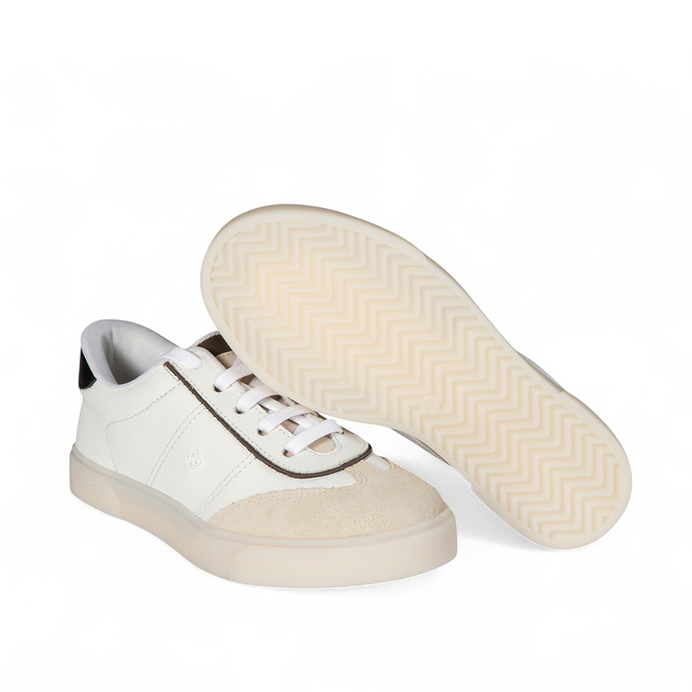 TÊNIS INFANTIL BRANCO E PRETO DE COURO AMARRAÇÃO image number 3