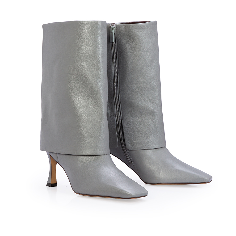 BOTA CANO M&Eacute;DIO CINZA CARBONO DE COURO image number 2