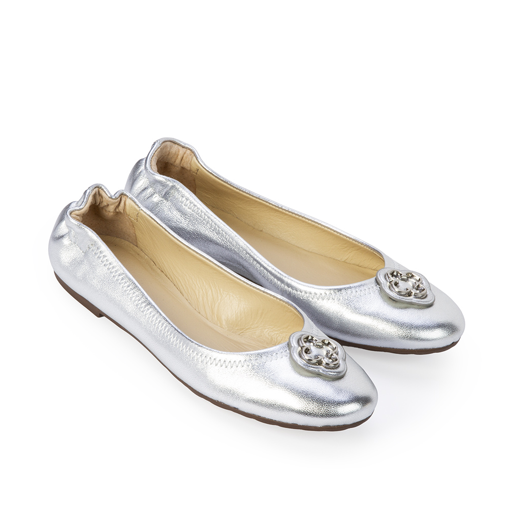 SAPATILHA INFANTIL DE COURO BRANCO PRATA CATHERINE image number 1